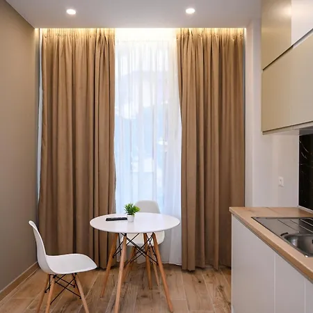 Swiss Lux Apartman *