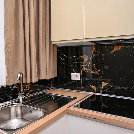 Apartment Swiss Lux *